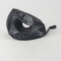 Voorwerpen Adlib\V25864-b.jpg; V25864; ; Narcosemasker (rubber)Anesthetic mask (rubber)